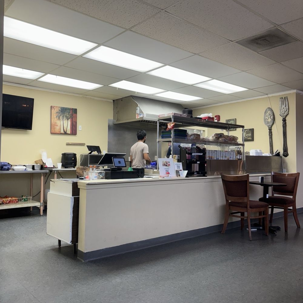 Birch Run Deli - Interior - Sandwiches Near Me - Birch Run, Michigan