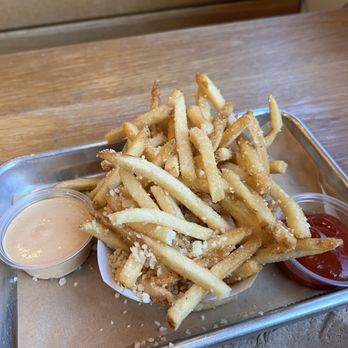 Big Buns - Burgers Near Me - Arlington, Virginia Big Buns - Burgers Near Me - Arlington, Virginia