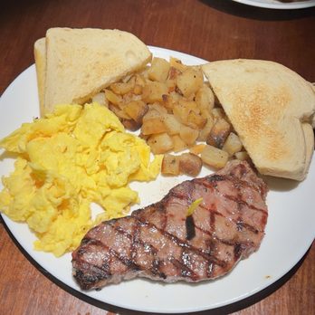 The Lakes Lounge - Stake and eggs - American Near Me - Las Vegas, Nevada The Lakes Lounge - Stake and eggs - American Near Me - Las Vegas, Nevada