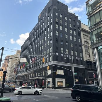 Bloomingdale's - BLOOMINGDALE'S Flagship Department Store. - Department Stores Near Me - New York, New York