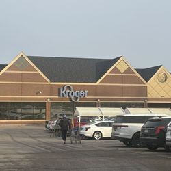 Kroger Food & Pharmacy - Front outside