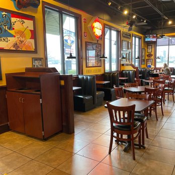 Zaxbys - Chicken Wings Near Me - Lebanon, Tennessee