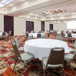 Days Inn by Wyndham Sherman - Meeting Room