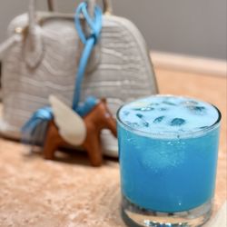 Hermès San Francisco - Love when my drinks match my bags!