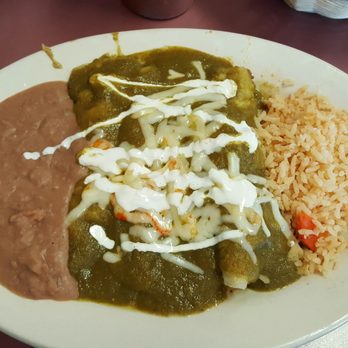 El Chicano - Enchiladas combinadas - Mexican Near Me - Lafayette, Indiana