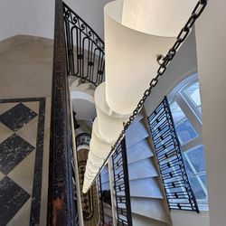 Salon 94