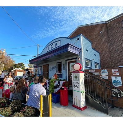 Goodies Frozen Custard & Treats by null
