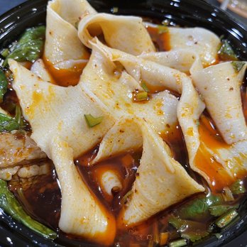 LAN Noodle - Braised beef (wide) noodle soup - Chinese Near Me - Arcadia, California LAN Noodle - Braised beef (wide) noodle soup - Chinese Near Me - Arcadia, California