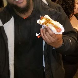 Big Dawgs Hot Dogs