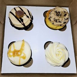 Chocolate Chip Cookie Dough Cupcake