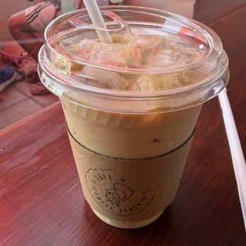 Cafe Minerva - Sacred Vanilla Latte - Coffee & Tea Near Me - Hermosa Beach, California