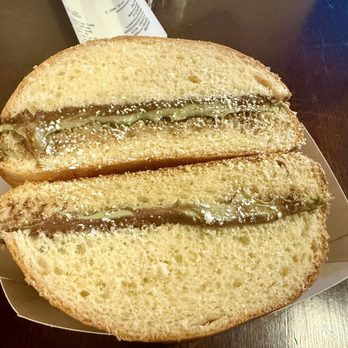 Karak Cafe - Bun Pistachio & Nutella - Coffee & Tea Near Me - Lisle, Illinois