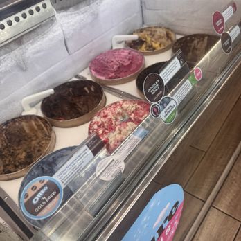 Baskin-Robbins - Ice Cream & Frozen Yogurt Near Me - Corona, California