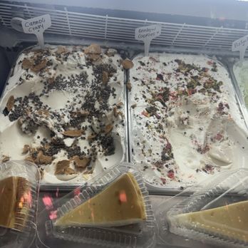 Philly Cannoli King - Cookie toppings for gelato - Bakeries Near Me - Philadelphia, Pennsylvania Philly Cannoli King - Cookie toppings for gelato - Bakeries Near Me - Philadelphia, Pennsylvania