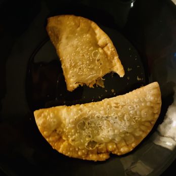 Mechos Dominican Kitchen - Chicken Empanada Beef Empanada - Dominican Near Me - Washington, DC, District of Columbia