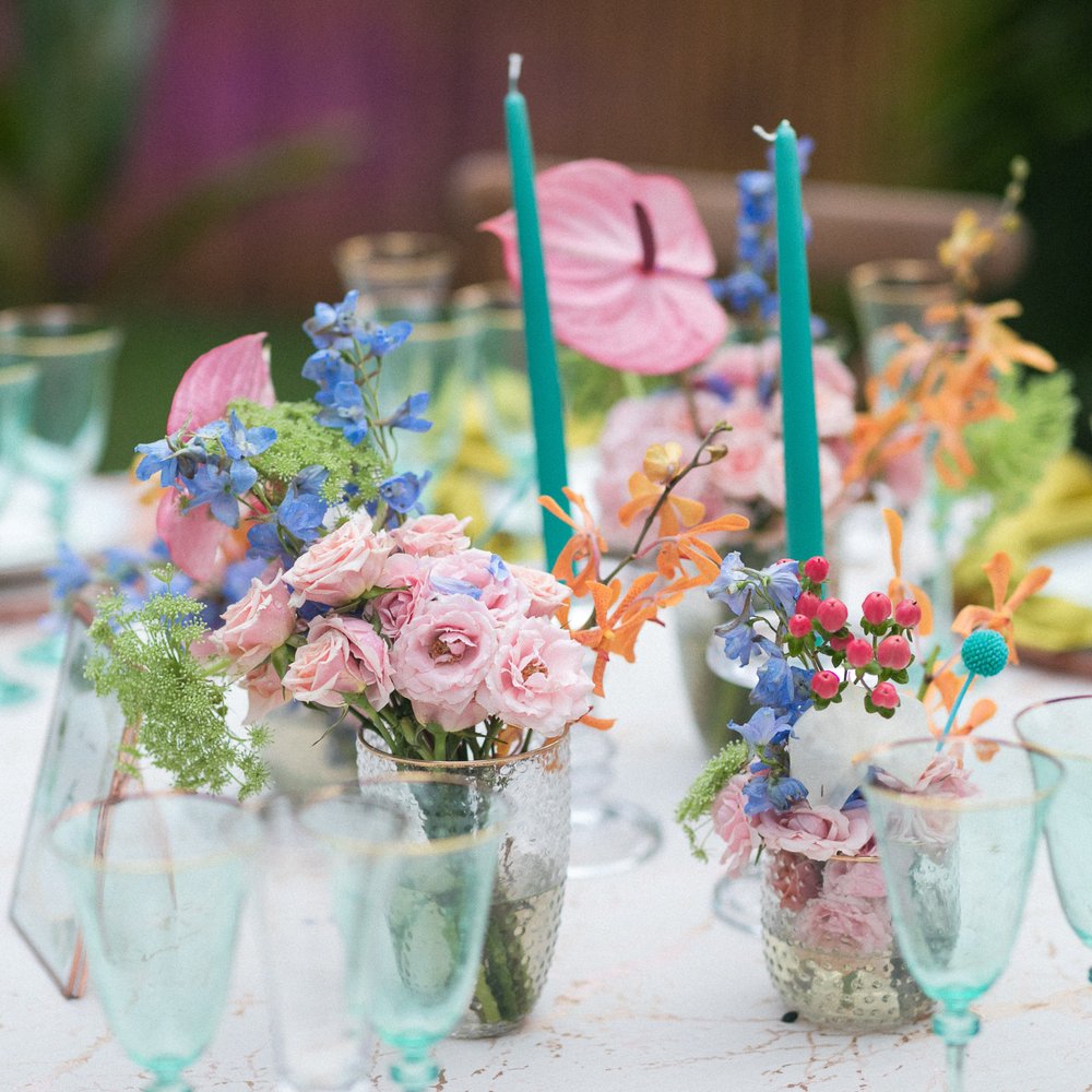 Flower Fanatic - Dinning table flowers & candles - Florists Near Me - Doral, Florida