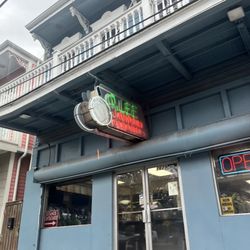 Q Lee Laundry and Cleaners - Exterior