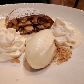 Schelds em Oellig - Apfelstrudel - German Near Me - Cologne, NW
