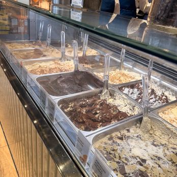 Venchi - Gelato Near Me - Glendale, California