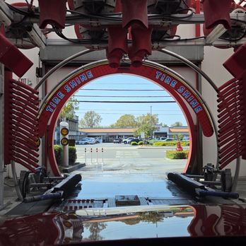 Rapids Express Car Wash - Car Wash Near Me - Orange, California
