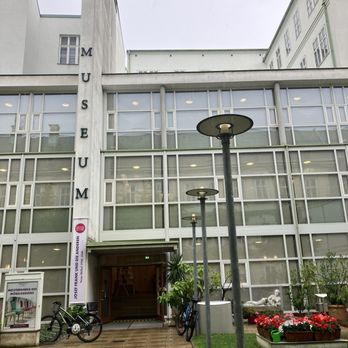 Hofmobiliendepot - Museums Near Me - Vienna, 9