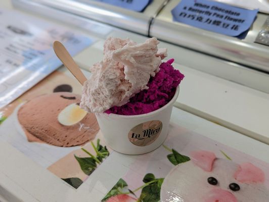 La Mira Gelateria by null