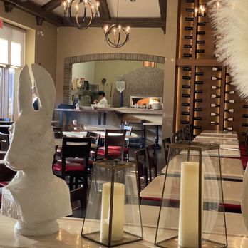 Two Sisters Vineyards - Restaurant - Wine Tours Near Me - Niagara-on-the-Lake, Ontario