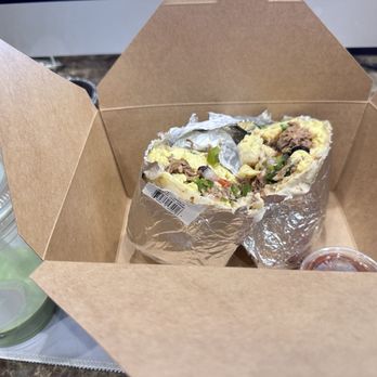 Blue Hummingbird Roastery - Blue Hummingbird Matcha Lattle, beef burrito - Coffee Roasteries Near Me - Irvine, California Blue Hummingbird Roastery - Blue Hummingbird Matcha Lattle, beef burrito - Coffee Roasteries Near Me - Irvine, California