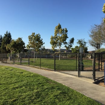 Guenther Willows Park - Small gated dog park in the back - Basketball Courts Near Me - Murrieta, California Guenther Willows Park - Small gated dog park in the back - Basketball Courts Near Me - Murrieta, California
