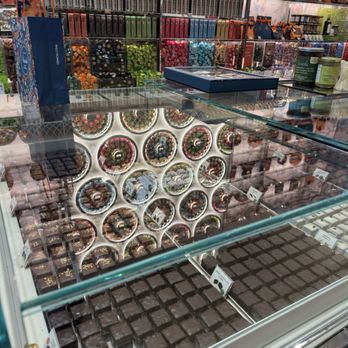 Venchi - Chocolatiers & Shops Near Me - Los Angeles, California Venchi - Chocolatiers & Shops Near Me - Los Angeles, California