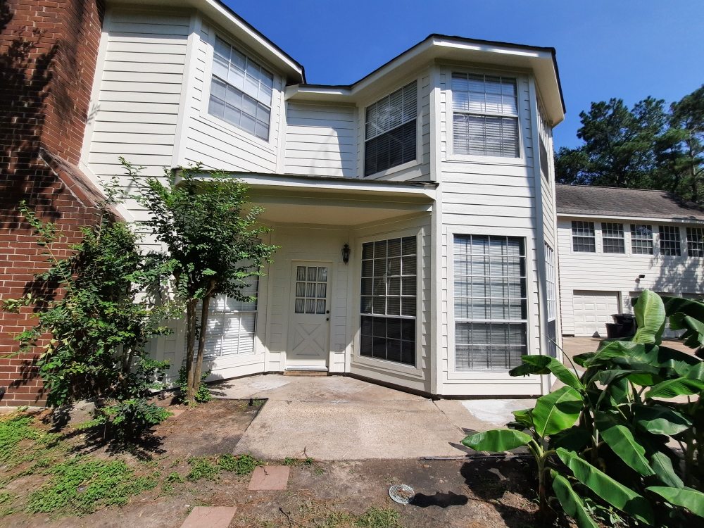 Slide of Hernandez Roofing & Siding