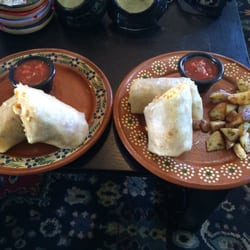Café Playa Sur - Great wraps!