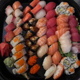 The Pacifica sushi platter... I am officially spoiled and cannot possibly order anything BUT this. Delicious. The Pacifica sushi platter... I am officially spoiled and cannot possibly order anything BUT this. Delicious.