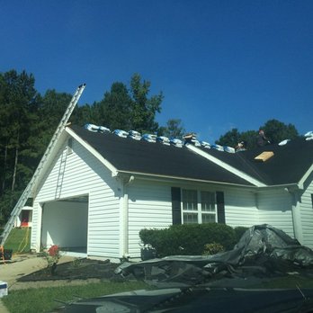 Lincoln Contracting - the roof of a house being installed - Roofing Near Me - Louisville, Colorado Lincoln Contracting - the roof of a house being installed - Roofing Near Me - Louisville, Colorado