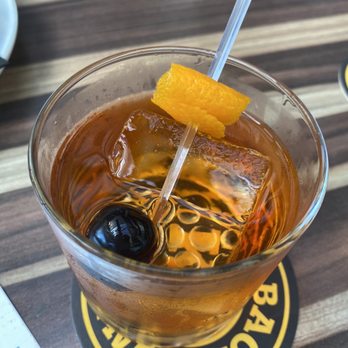 Good Vibes Coastal Kitchen - Old fashion - Beer Bar Near Me - Pearland, Texas