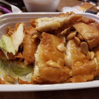 Happy Dragon - Almond Chicken (gravy on the side) - Chinese Near Me - Toledo, Ohio Happy Dragon - Almond Chicken (gravy on the side) - Chinese Near Me - Toledo, Ohio