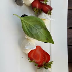 Le Bistrot des Cochons - Salade de fraise au mascarapone