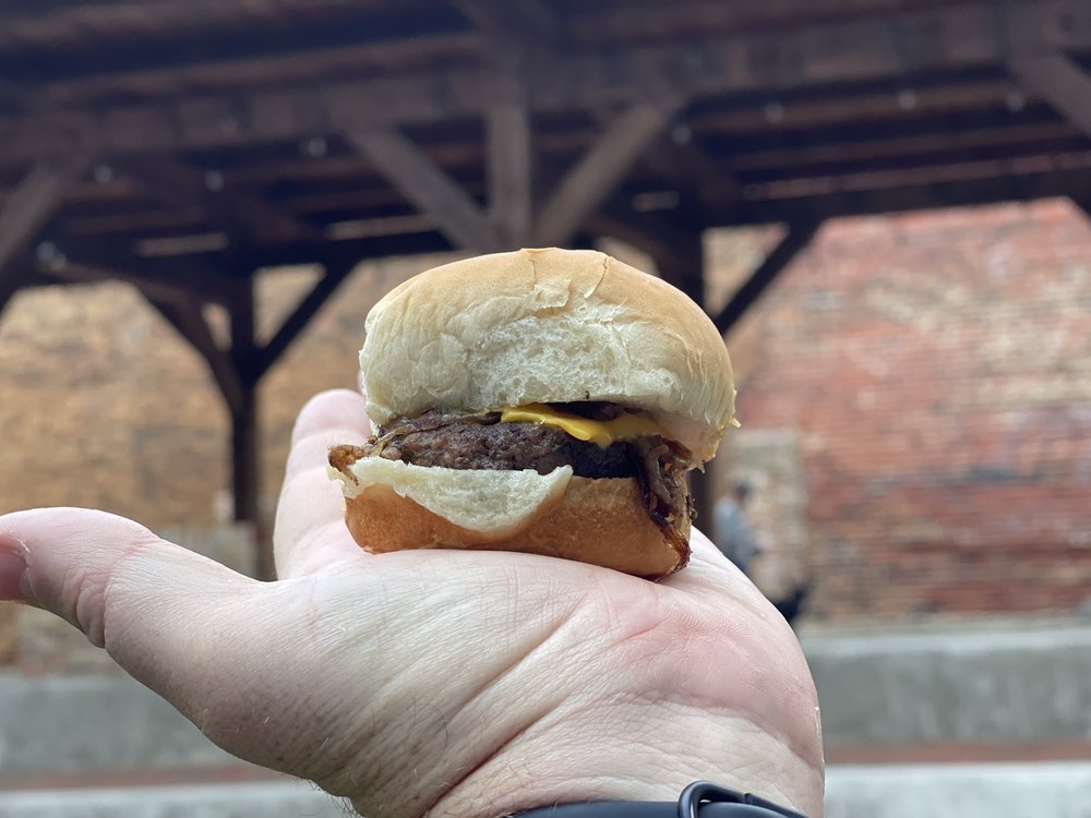 OLD TOWN SNOW WHITE GRILL Updated September 2024 11 Photos & 17