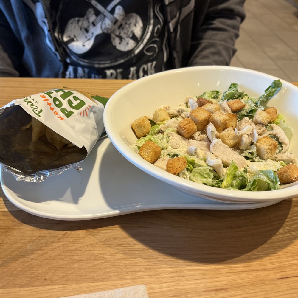 Chicken ceasar salad Chicken ceasar salad