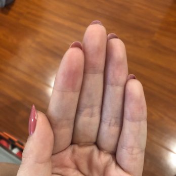Redlands Orchid Nails & Spa - Dip gel on middle finger is just barely longer than my regular nail and you can see the different nail lengths - Nail Salons Near Me - Redlands, California Redlands Orchid Nails & Spa - Dip gel on middle finger is just barely longer than my regular nail and you can see the different nail lengths - Nail Salons Near Me - Redlands, California