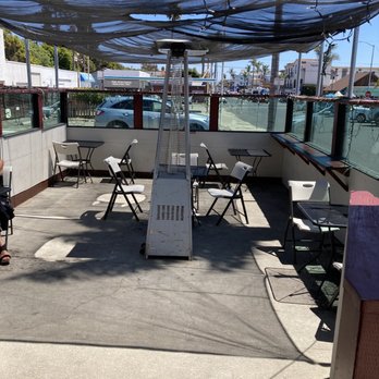 Papi's Grill - Outdoor dining during COVID - Tacos Near Me - Pismo Beach, California