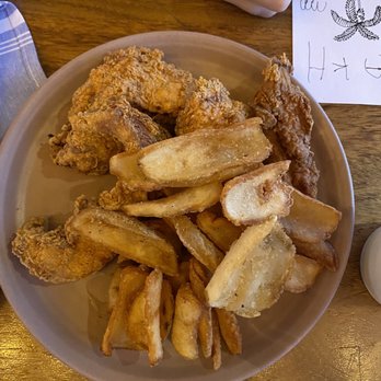 Monarch Ocean Pub - Kids chicken fingers - Gastropubs Near Me - Del Mar, California