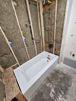Max Plumber Logo