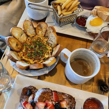 The Mayfly - French toast, sour cream & onion dip, BLT with egg - American Near Me - New York, New York The Mayfly - French toast, sour cream & onion dip, BLT with egg - American Near Me - New York, New York