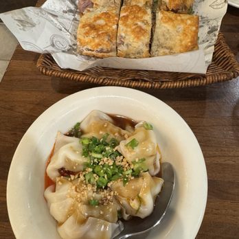 Seven Grams - Wonton With Chili Sauce 6pcs and Beef Roll 6pcs - Chinese Near Me - Tustin, California Seven Grams - Wonton With Chili Sauce 6pcs and Beef Roll 6pcs - Chinese Near Me - Tustin, California