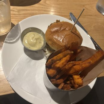 The Marq - Fried Hot Chicken Sandwich - New American Near Me - Chicago, Illinois