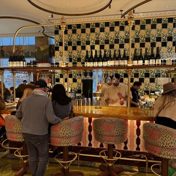 Printemps - 2nd floor bar - Department Stores Near Me - New York, New York