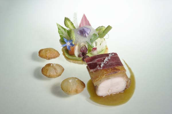 La Table Saint Crescent by null