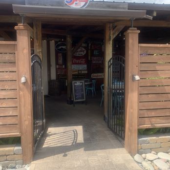 Triple Nickel Grill - Entrance - Seafood Near Me - Madisonville, Louisiana