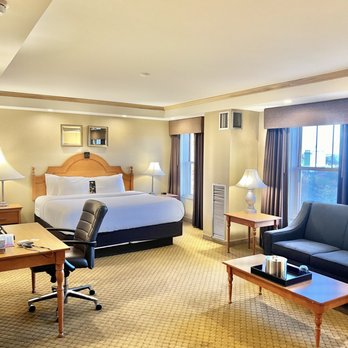 Ambassador Hotel Milwaukee - Hotels Near Me - Milwaukee, Wisconsin Ambassador Hotel Milwaukee - Hotels Near Me - Milwaukee, Wisconsin